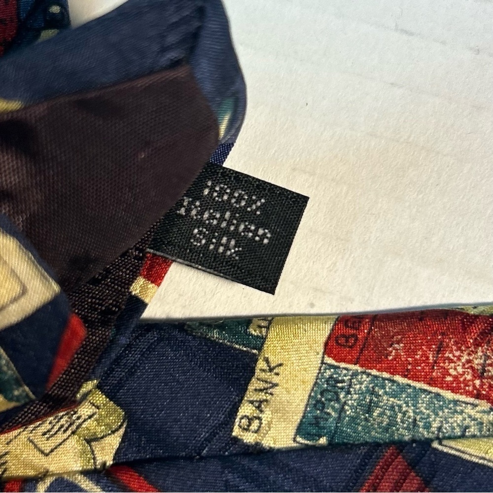 Mens Tie Bank Financial Advisor 58.5" long and 4" wide Italian Silk Screen Print - Picture 8 of 8